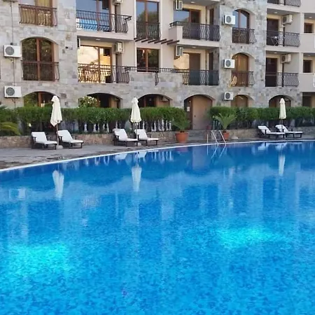 Kalia, Zweizimmer, Zweibalkon, Top-apartment Апартаменты *